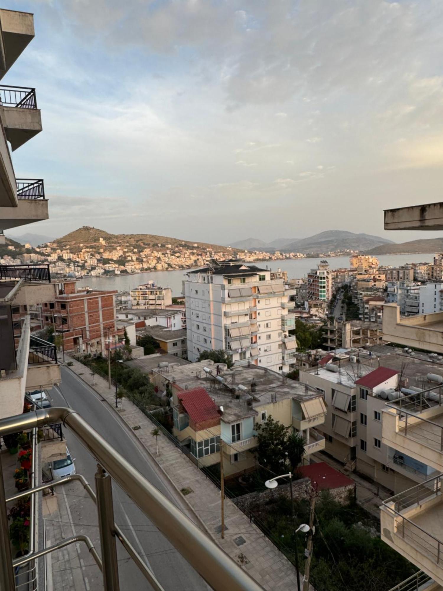 Odore Di Mare Apartments Sarandë Esterno foto
