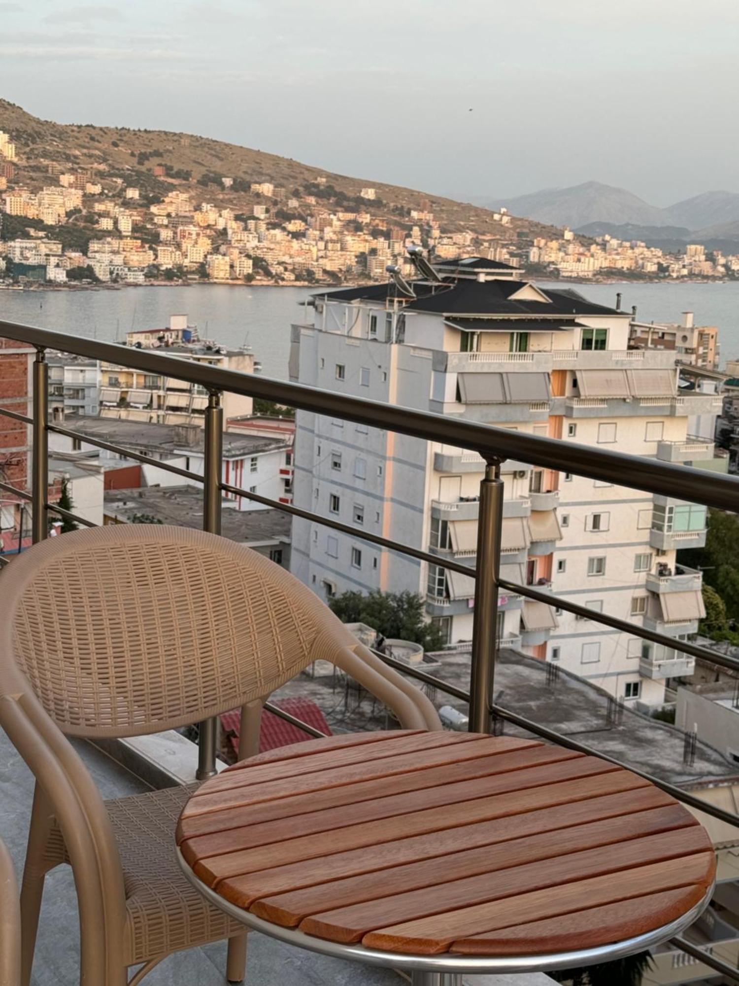 Odore Di Mare Apartments Sarandë Esterno foto