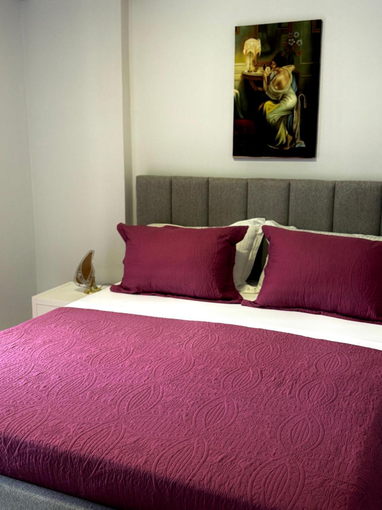 Odore Di Mare Apartments Sarandë Esterno foto