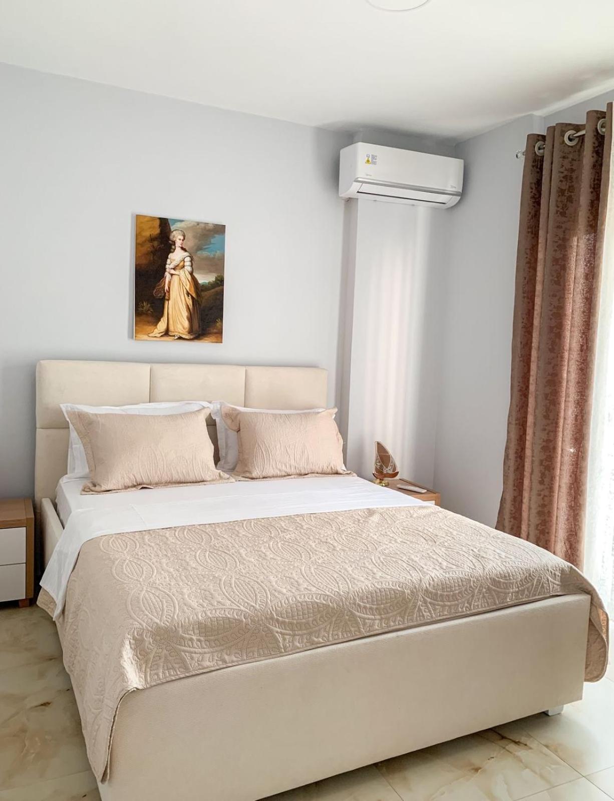 Odore Di Mare Apartments Sarandë Esterno foto