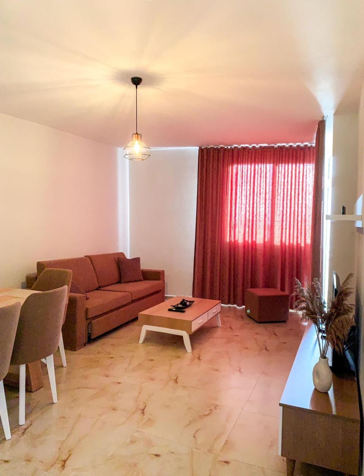 Odore Di Mare Apartments Sarandë Esterno foto