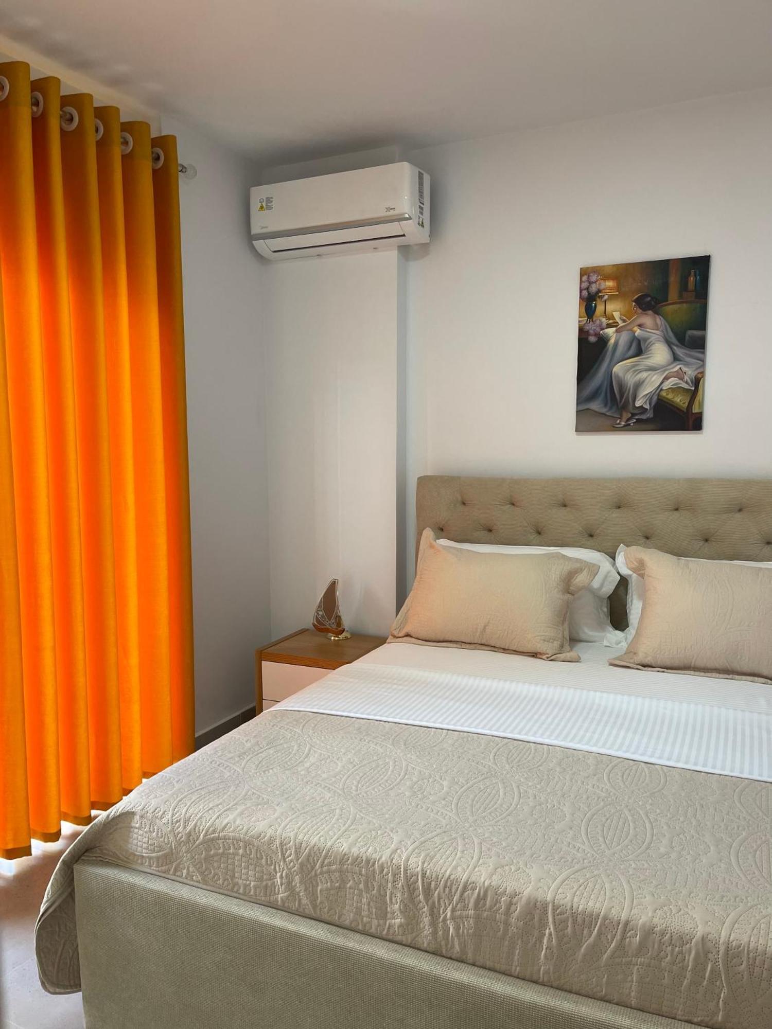 Odore Di Mare Apartments Sarandë Esterno foto